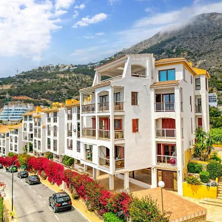 Almar Apartment